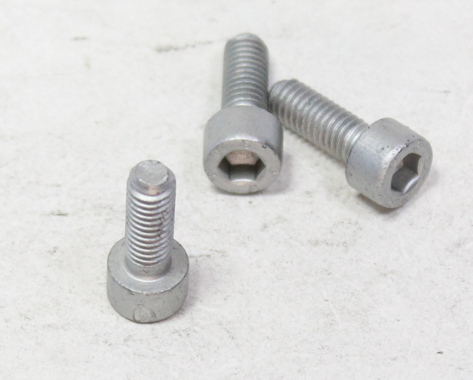 FIAT GROUP - SCREW - 14305224 