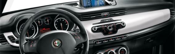 Afbeeldingen van dashboardpaneel GIULIETTA WIT