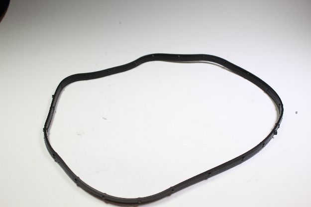 Picture of CYLINDER HEAD COVER