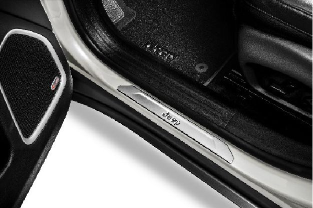 Afbeeldingen van set INSTAPLIJSTEN COMPASS