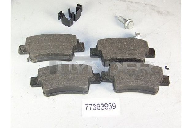 Afbeeldingen van REMBLOKSET ACHTERZIJDE