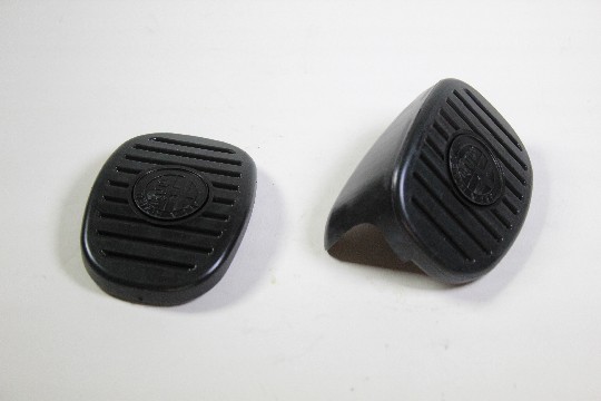 FIAT GROUP - PEDAL RUBBER SET OF 2 - 51860207 FIAT GROUP - PEDAL RUBBER SET OF 2 - 51860207
